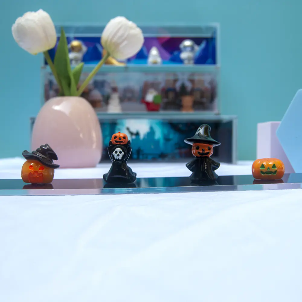 Halloween Edition Mini Theater-00